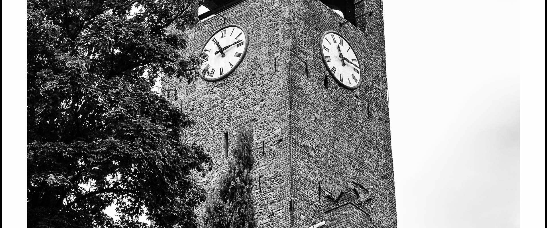 Torre Dell'Orologia - Piazza Roma Castelvetro di Modena foto di Loris.tagliazucchi